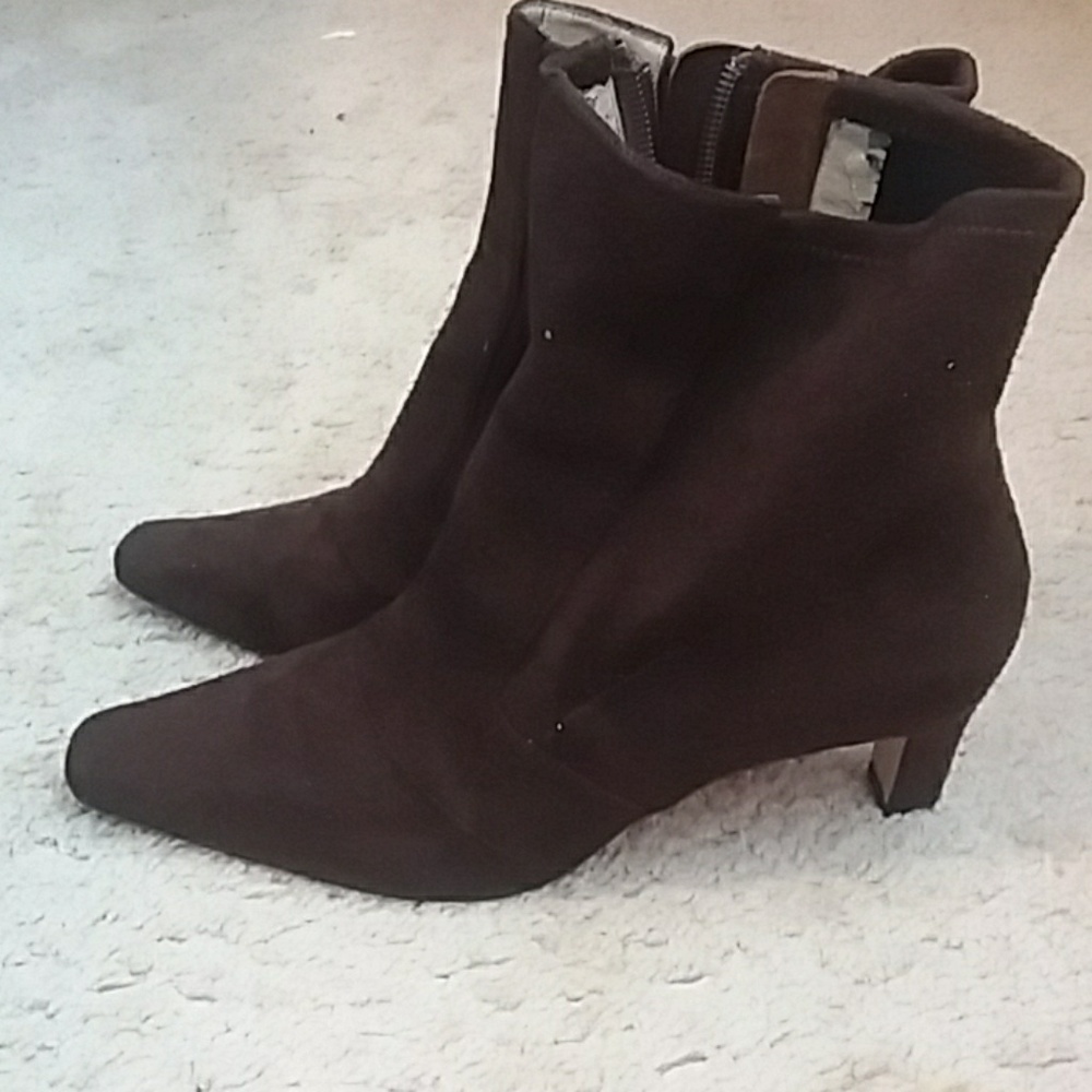 Vaneli ankle boots